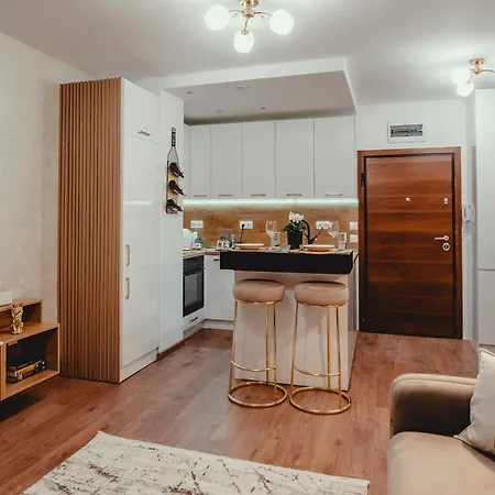 Elegant Living 2