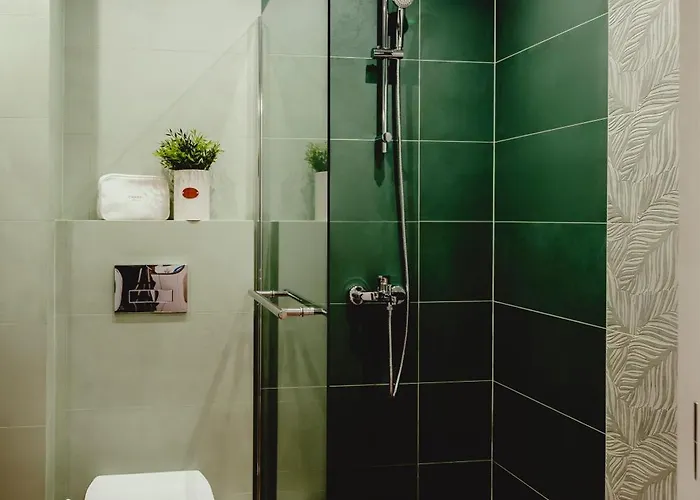 Διαμέρισμα Elegant Living 2 *